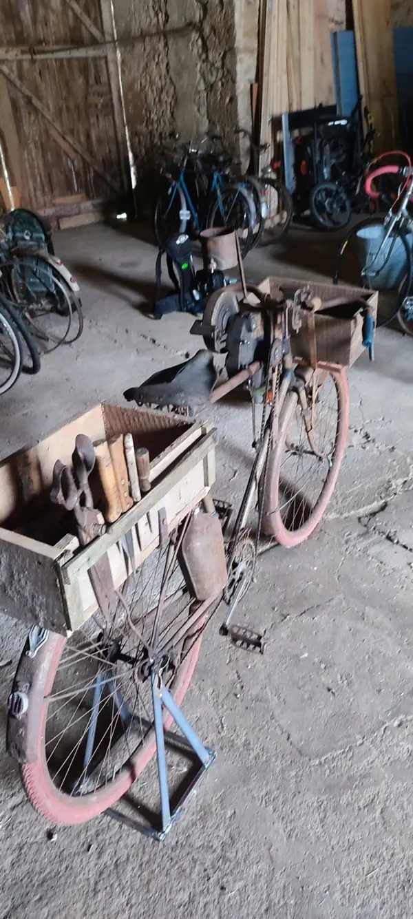 breton knife grinder2.webp