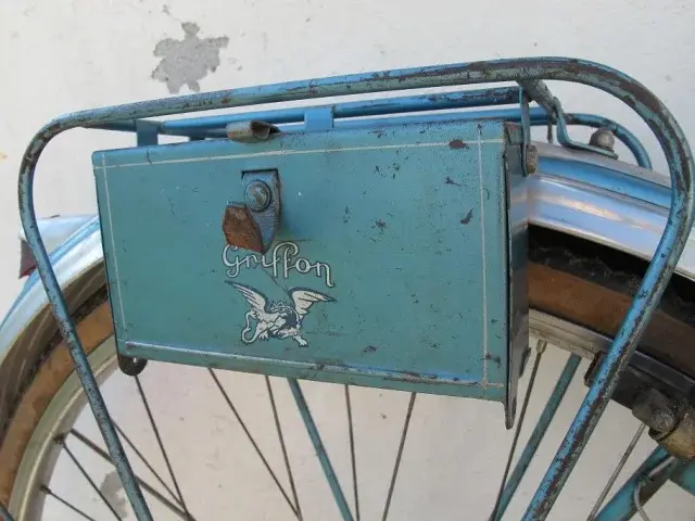 griffon mid 50s9.webp