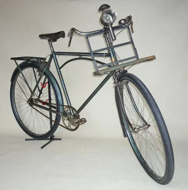 1920 Labor porteur4.webp