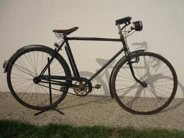 1939 Peugeot tourist 1.webp