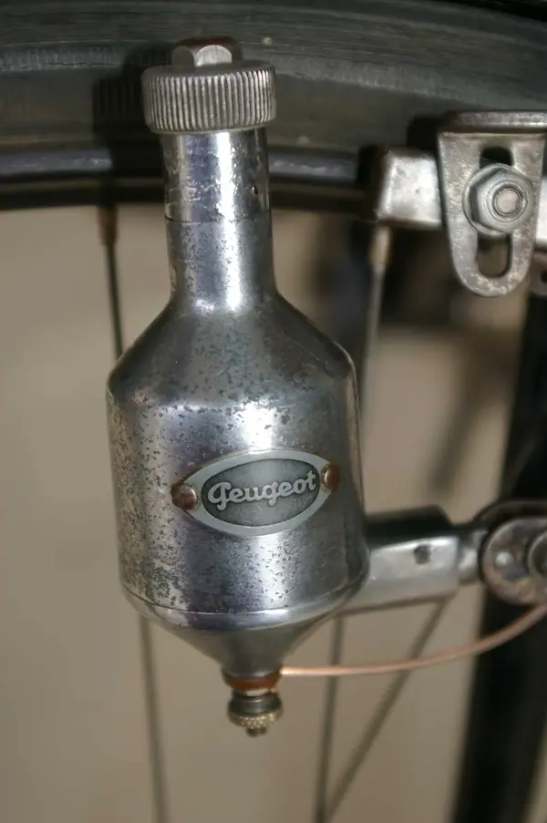 1939 Peugeot tourist 18.webp