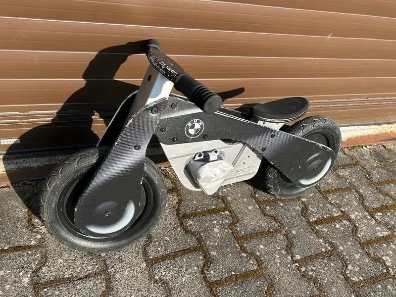 BMW22.webp
