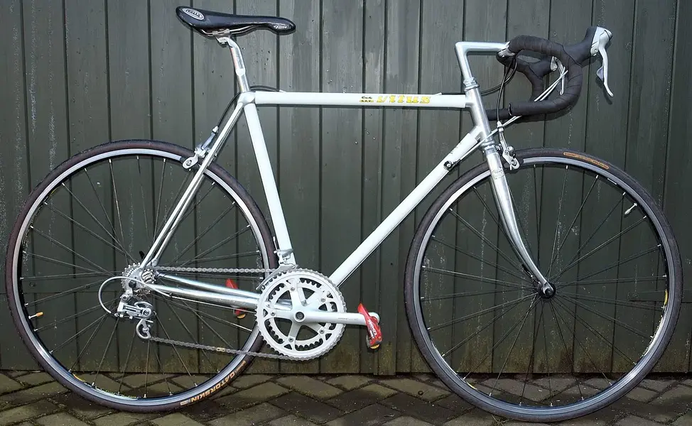 Vitus 979 kharma.webp
