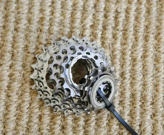 9spd105.webp