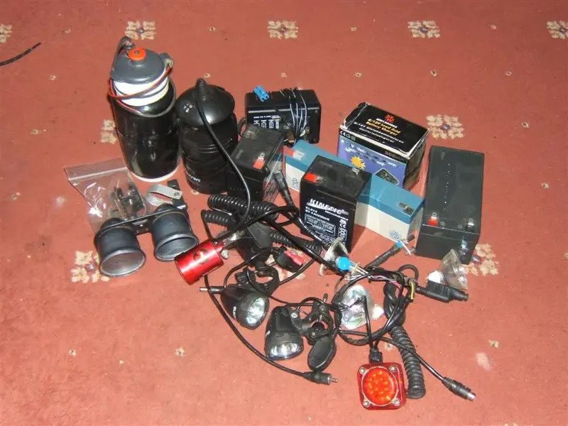 Pile of bke lights (Large).webp