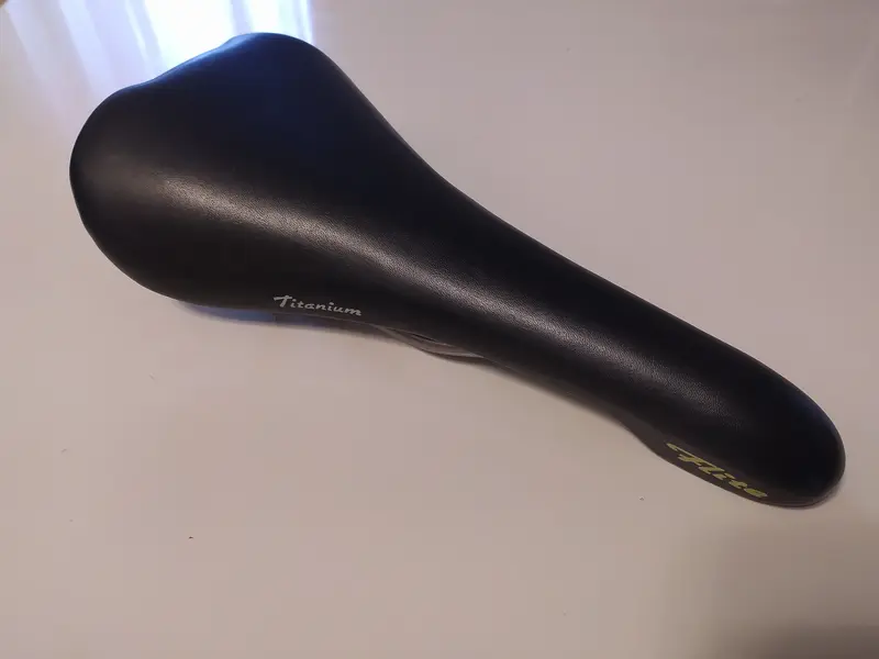 Selle Vicomte 2268 Vintage - Année 1993 - Noir - Matière Synthétique