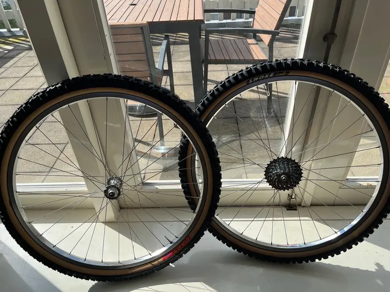 HugiWheels.webp