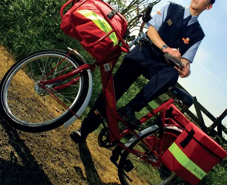 pashley-post-office-royal-mail-star-delivery-bike-1100x895.webp