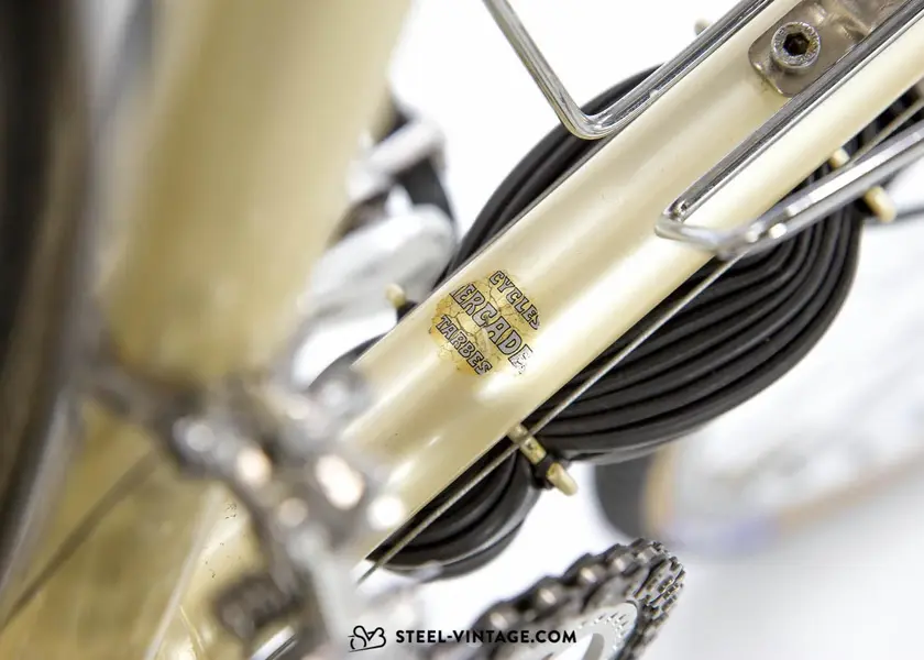 bernard-carre-classic-randonneur-bike-1980-12_1800x1800.webp