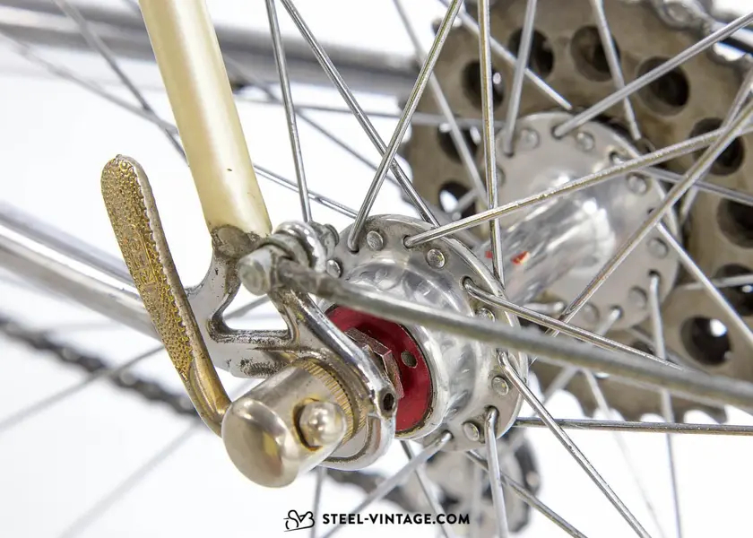 bernard-carre-classic-randonneur-bike-1980-14_1800x1800.webp