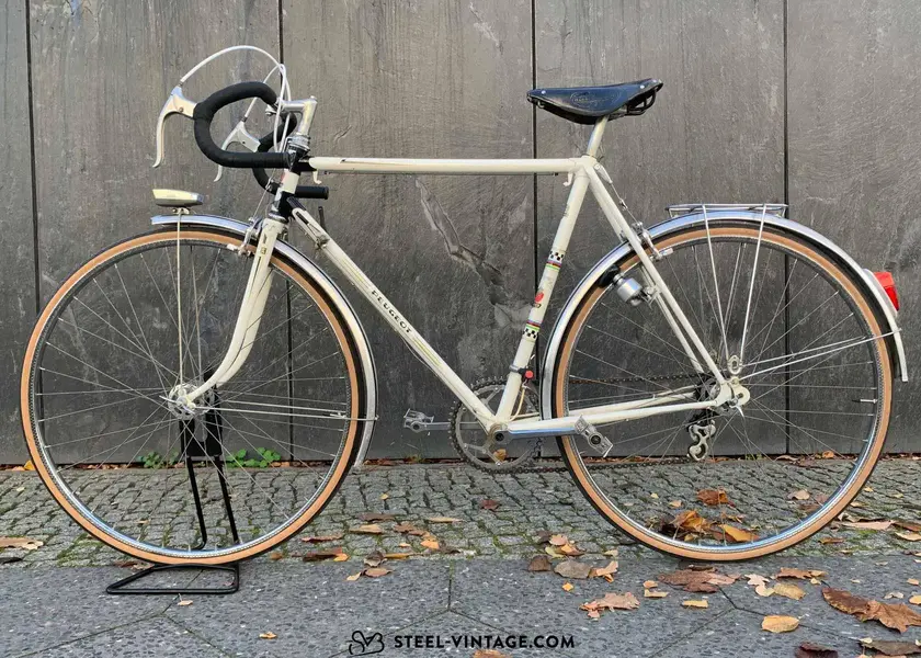 peugeot-vintage-randonneur-8_1800x1800.webp