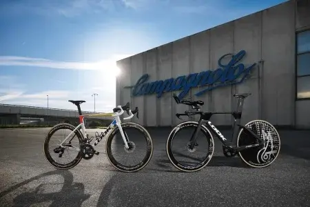 campagnolo-look-cofidis-01.webp