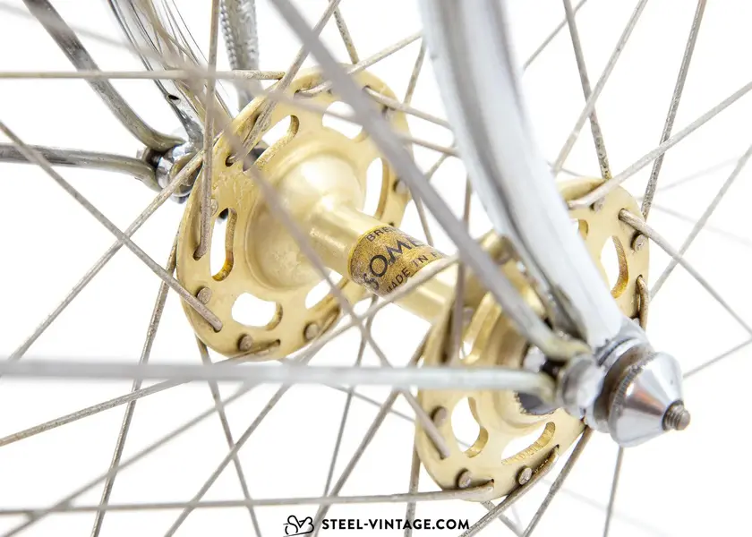 pogliaghi-classic-randonneur-bicycle-1970s-13_1800x1800.webp
