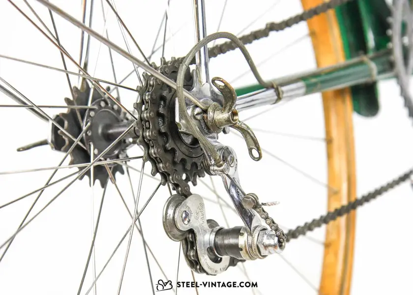 umberto-dei-super-leggera-vintage-road-bike-1949-15_1800x1800.webp