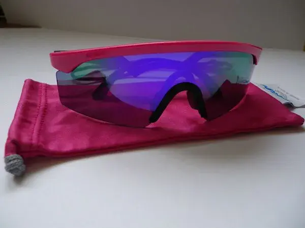 RBfushia.webp