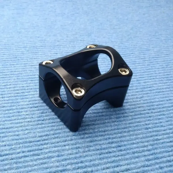 Marzocchi Stem short 1080px.webp