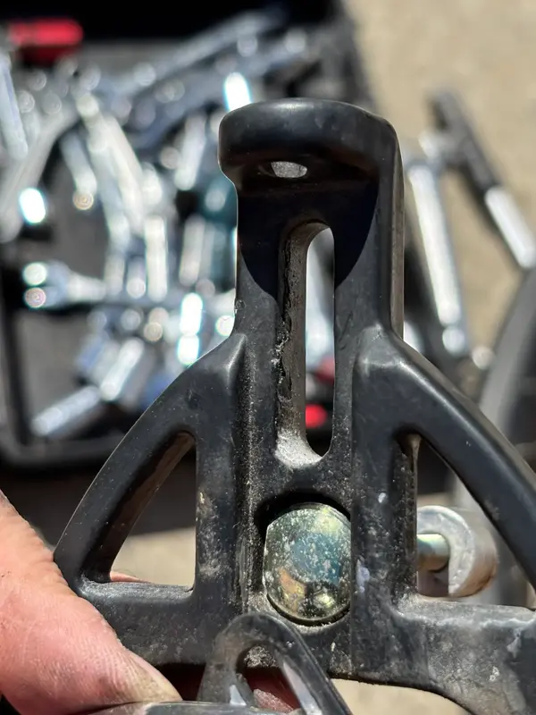 Brakes Carrier.webp