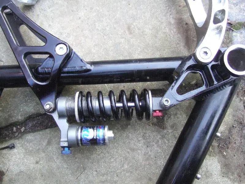 2005_08051partsbike0419 (Medium).webp