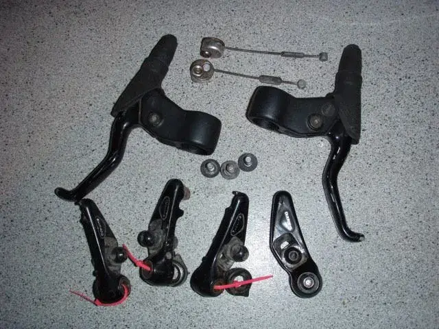 XT levers and cantis.webp