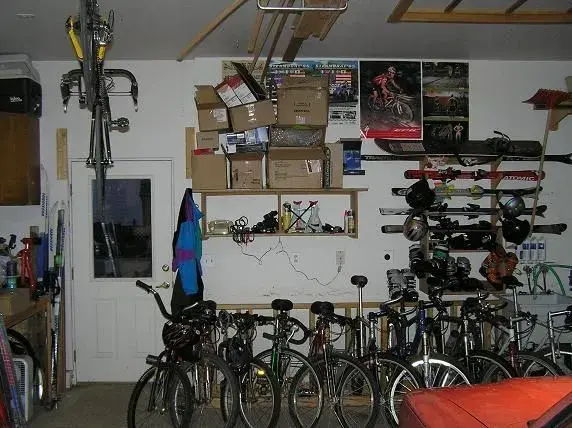 Garage2.webp