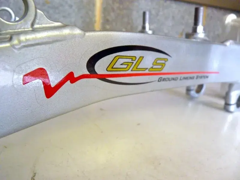 swing arm stickered.webp