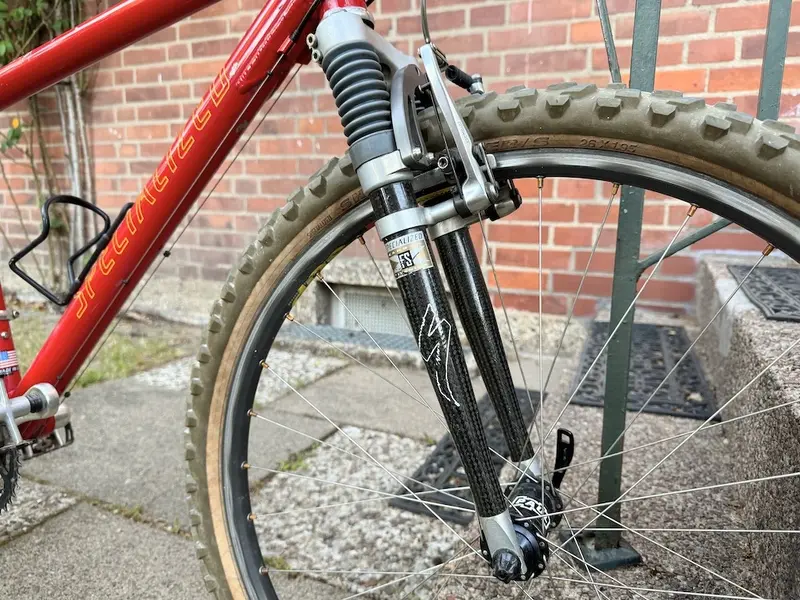 Specialized S-Works with FSX Carbon Titanium forks 03.webp
