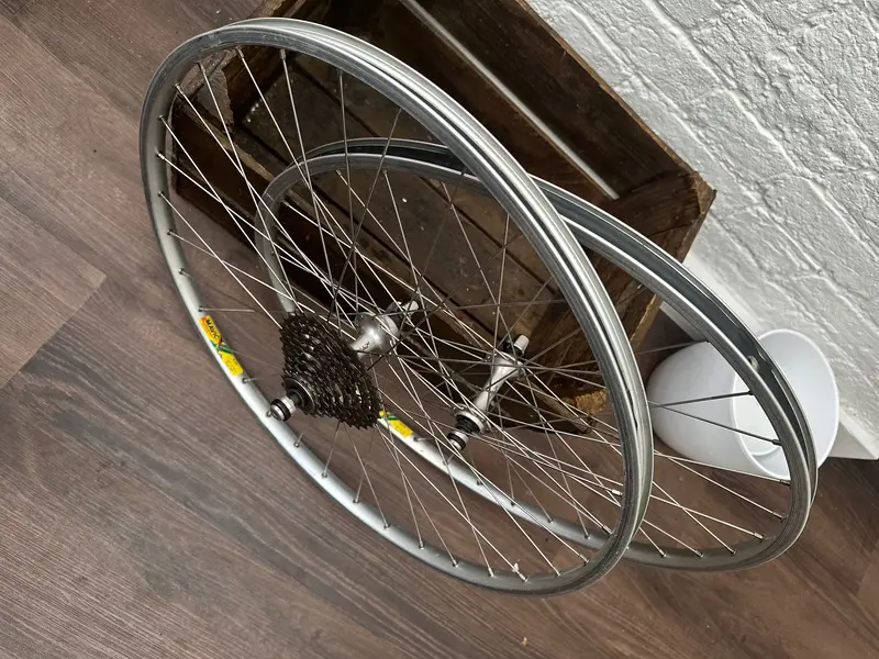 M900 - wheelset 1.webp