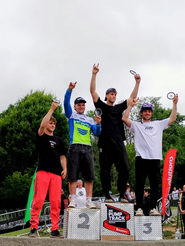 Elite mens podium.webp