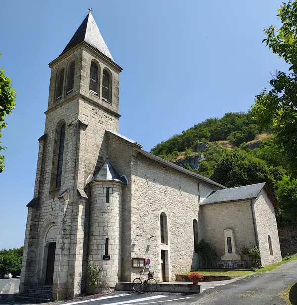 Eglise St Pierre, Lacave.webp