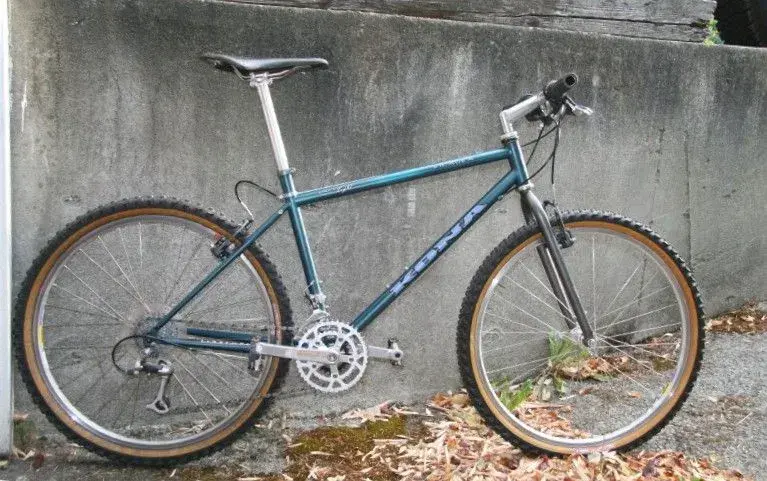 1996 Kilauea size 18, original tyres.webp