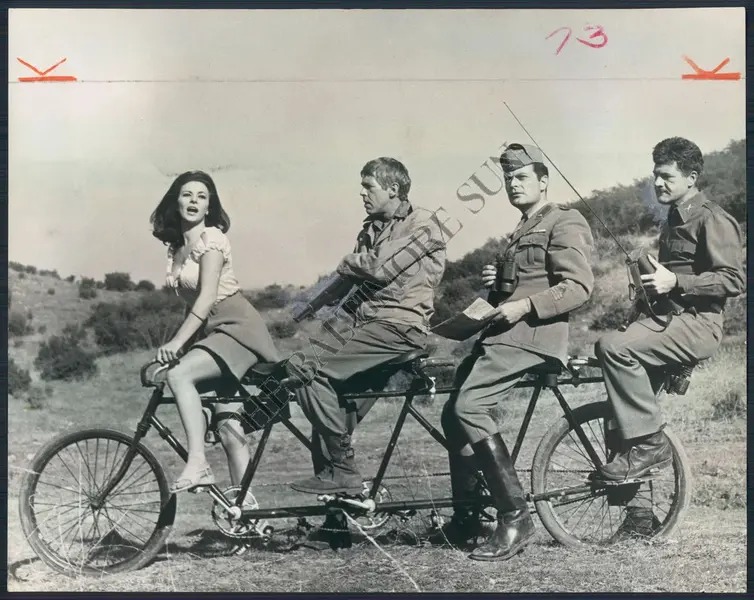 Giovanna Ralli pilots tandem .webp