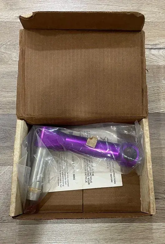 RINGLE IN BOX.webp