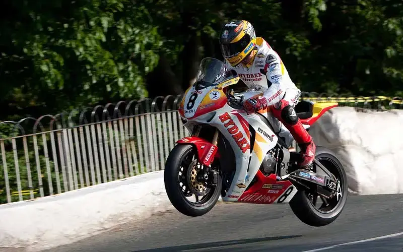 Guy-Martin-Ballaugh-Bridge-.webp