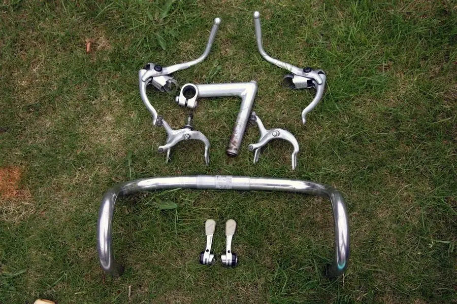Raleigh Equipe Bits.webp