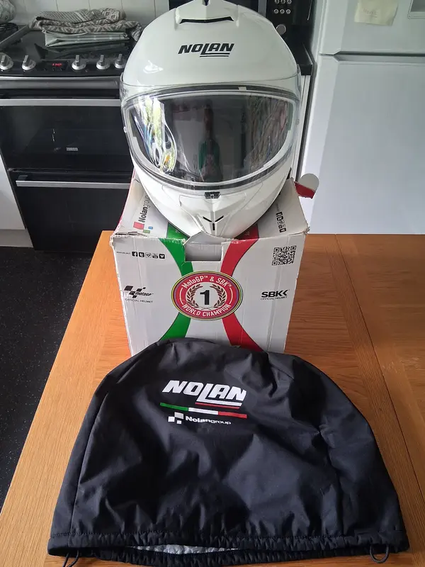 Helmet 1.webp