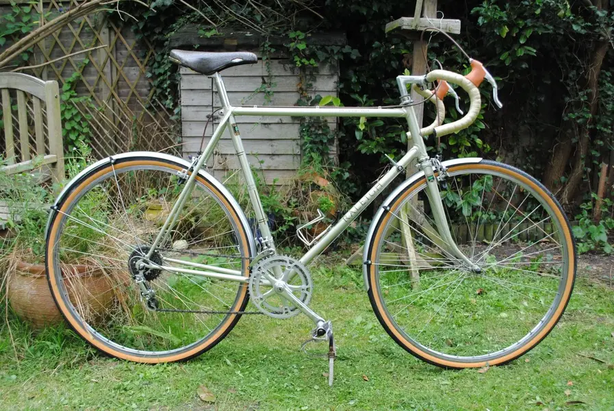 https___www.retrobike.co.uk_files_super_handsome_387.webp