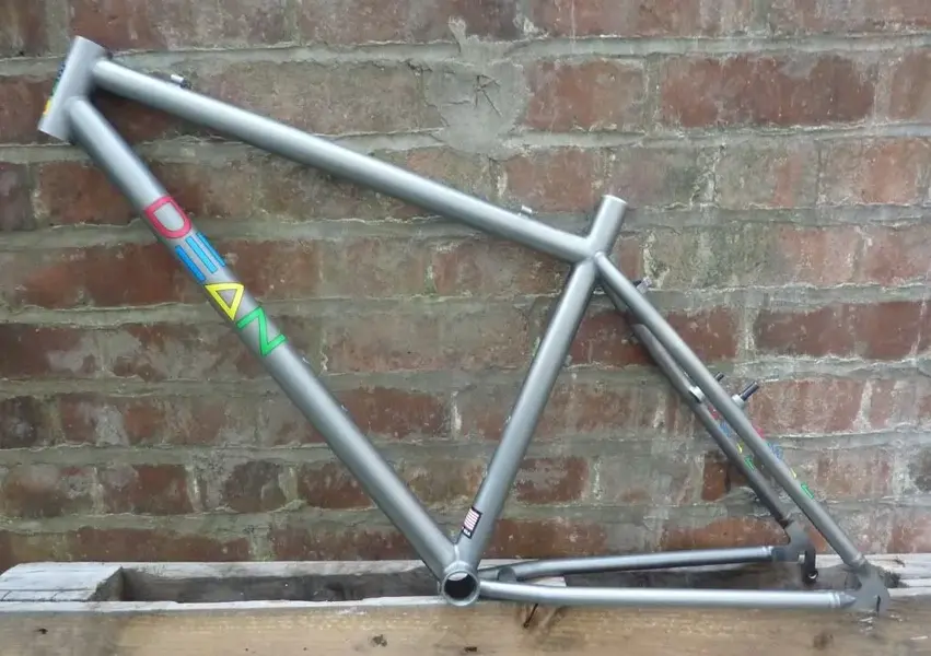 1995 Dean Colonel frame size 17.webp