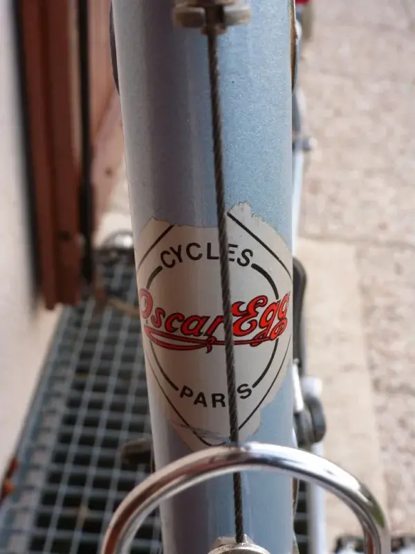 1976OE2.webp