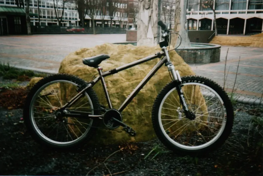 My Bikes - 20030000 (circa) DMR 24inch.webp My Bikes - 20030000 (circa) DMR 24inch.webp