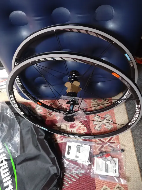Shimano DA-7701TU Wheel Set Full (2).webp