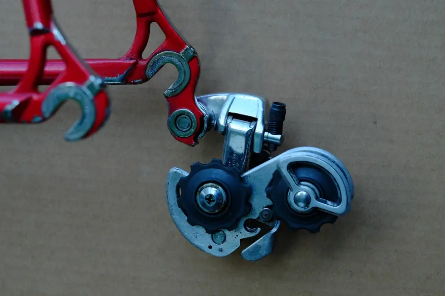 Shimano_UF_dropout_derailleur_fit (5).webp
