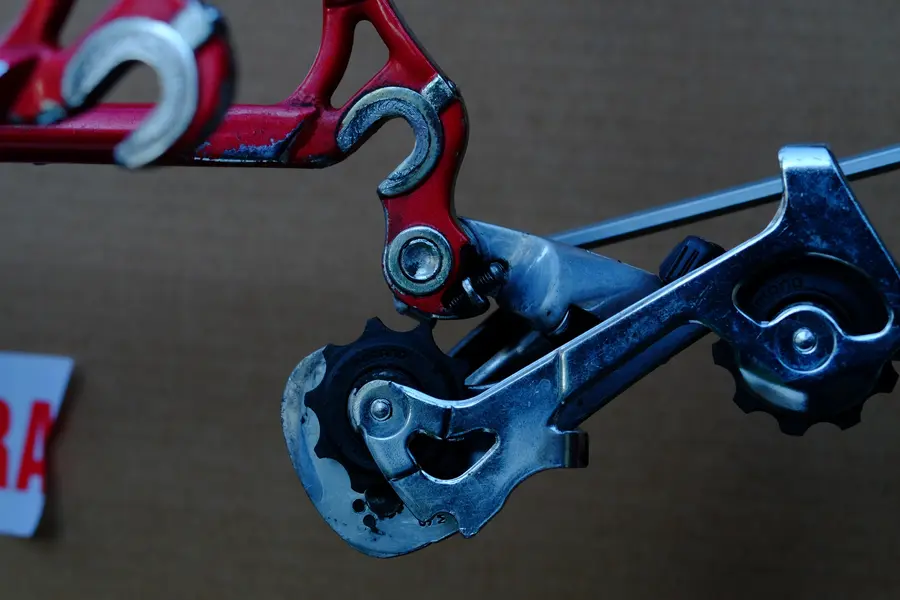 Shimano_UF_dropout_derailleur_fit (1).webp