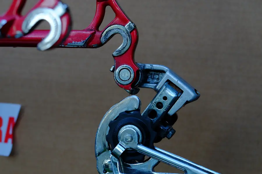 Shimano_UF_dropout_derailleur_fit (4).webp