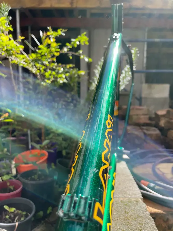 Kona Lanai (97) - top tube.webp