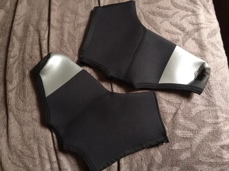Pro Blaze Shoe Covers (2).webp