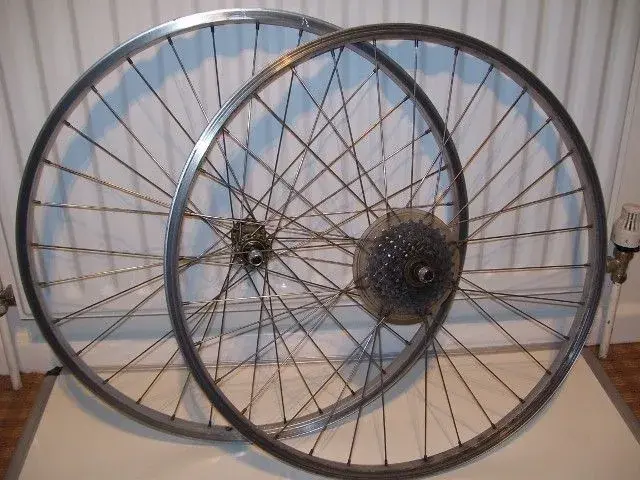 003 (640x480).webp