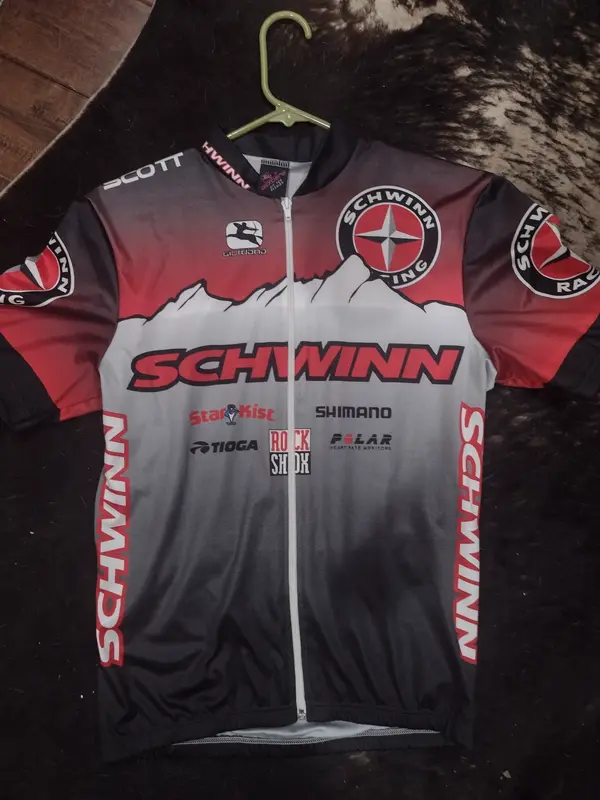 IMG_20251028_190342014_HDR.webp IMG_20251028_190342014_HDR.webp