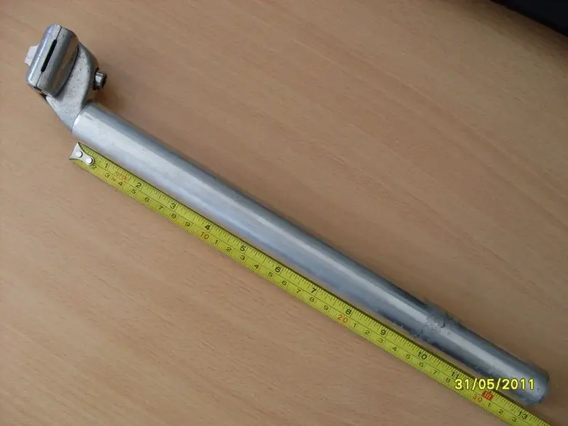 Seatpost with tape measure.webp