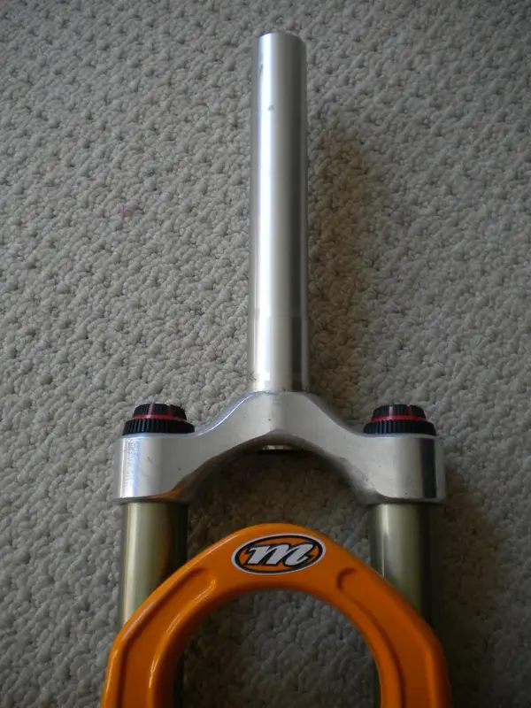 H XZ4857 Manitou マニトウ Spyder SPY0044437 フロントフォーク MTB ロードバイク 自転車 パーツ 未使用 展示品 Manitou（スポーツ・アウトドア）の通販