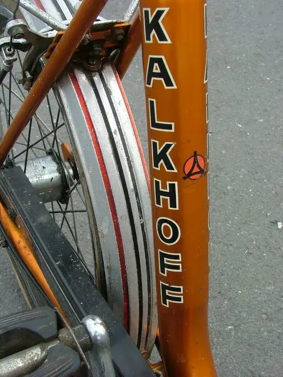 Brewer's biscuit bike 001.webp